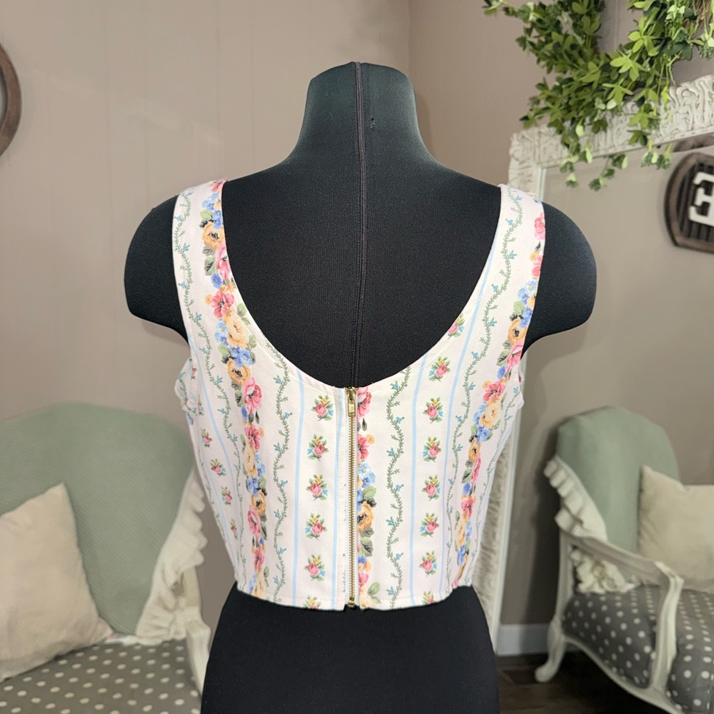 RESA • Floral Bustier Corset Top - Picture 6 of 13